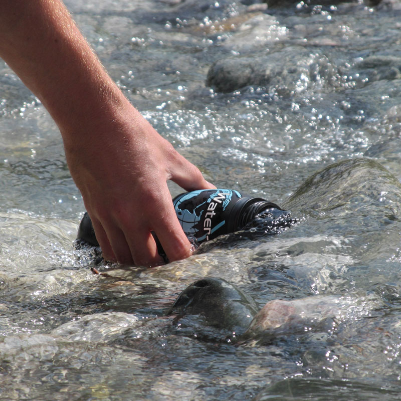 Rawhui Gourde Filtrante Eau non de Survie Camping Potable Bouteille avec  Filtre à Eau de Randonnée Réutilisable Filtre à Eau Portable 3000L :  : Sports et Loisirs