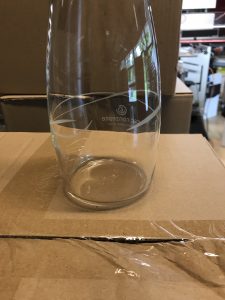 Bouteille réutilisable en verre faite en sablage idéal pour offrir en cadeau d'entreprise
