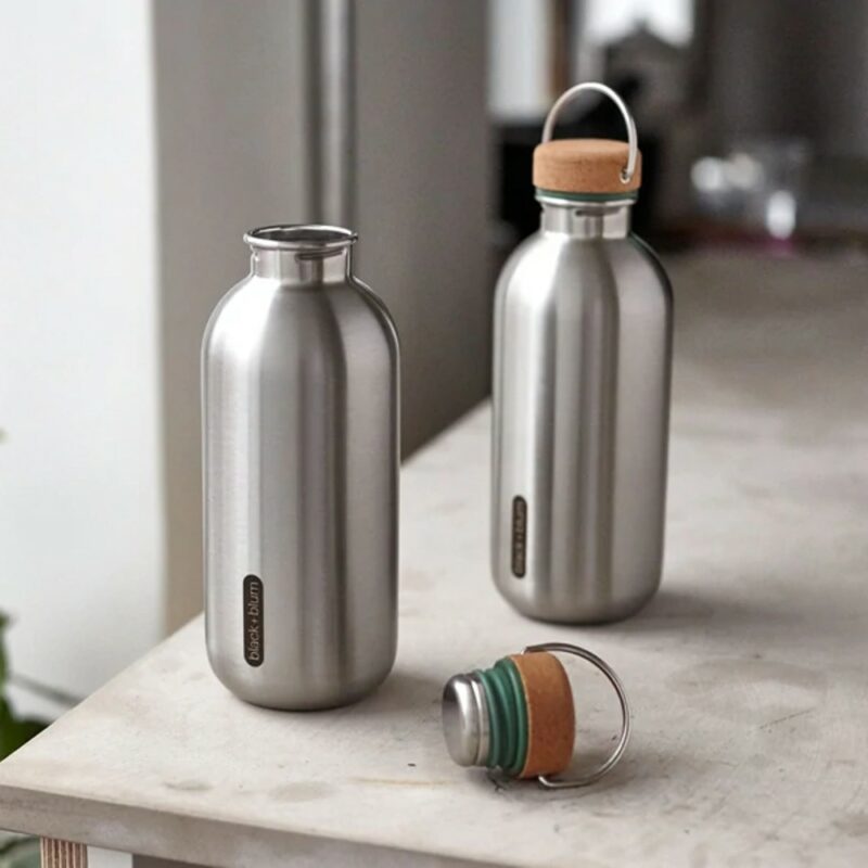 GOURDE D'EAU EN INOX de black+blum - 60 cl – Image 3