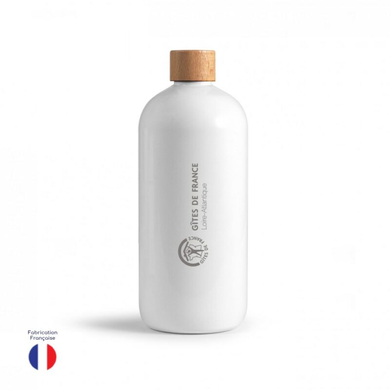 Gourde publicitaire en plastique recyclé made in France chez Pimp-my-bottle