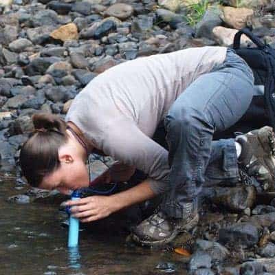 Gourde Grayl pour potabliser toutes les eaux lors de randonnées, voyages