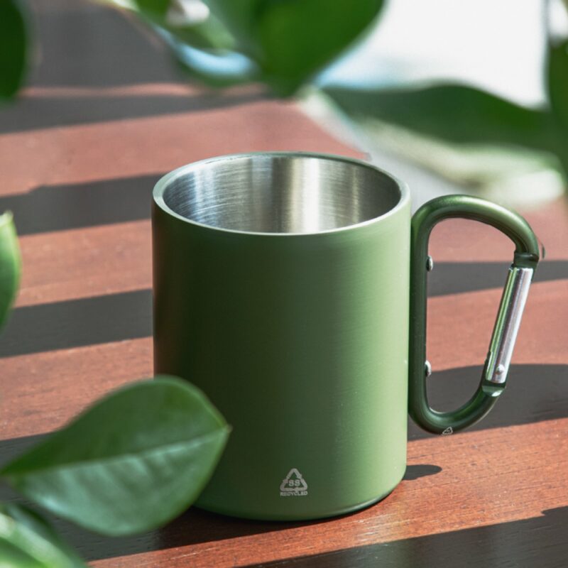 Tasse personnalisée isotherme design en inox recyclé, pour boissons chaudes et froides